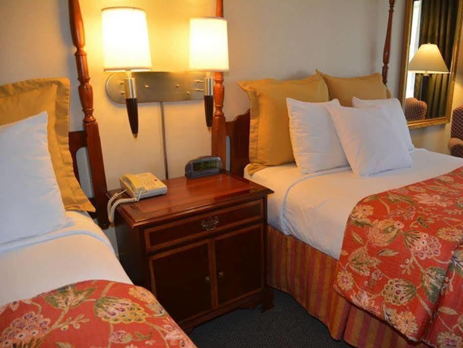 Chapel Hill University Inn Ngoại thất bức ảnh